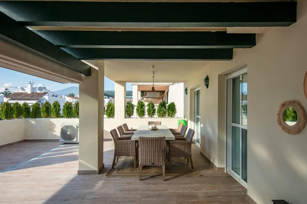Stunning Next To Puerto Banus Apartemen Marbella
